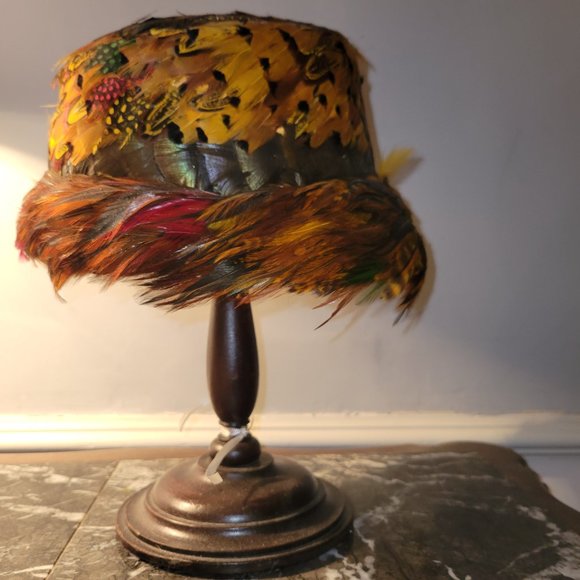 Vintage Feather Hat Circa 1940's - Hills Department Store Manchester NH - Picture 8 of 12